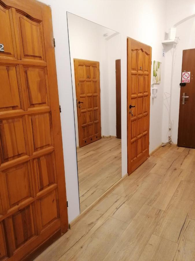Hostel Tulip - Pokoj 5 Ze Wspolna Lazienka I Kuchnia Szczecin Exterior photo